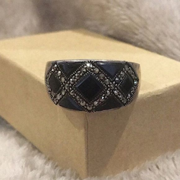 Vintage Black Onyx Marcasite Sterling Silver Mosaic Inlay Ring Sz 9 - Picture 2 of 5